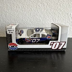 Atlanta Motor Speedway Souvenir Program 07 Diecast 1:64‎ Stock Car